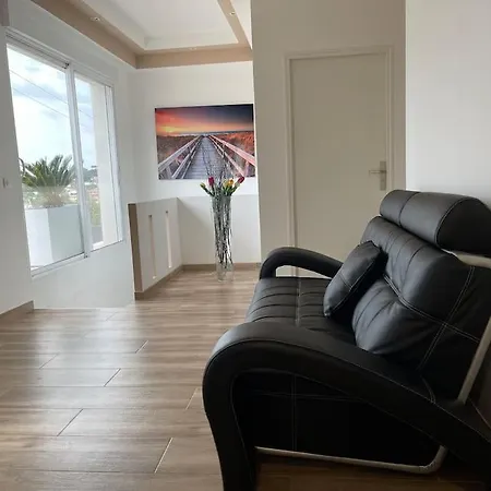 De Villa *